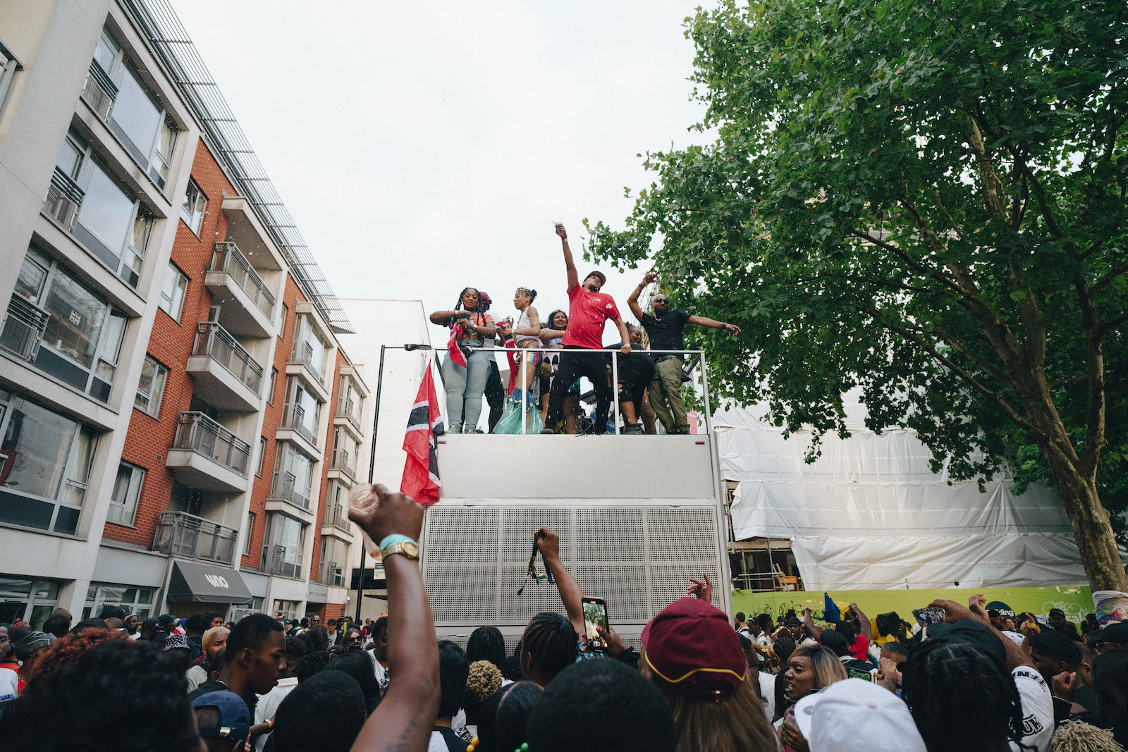 Crowds dancing at Notting Hill Carnival 2022