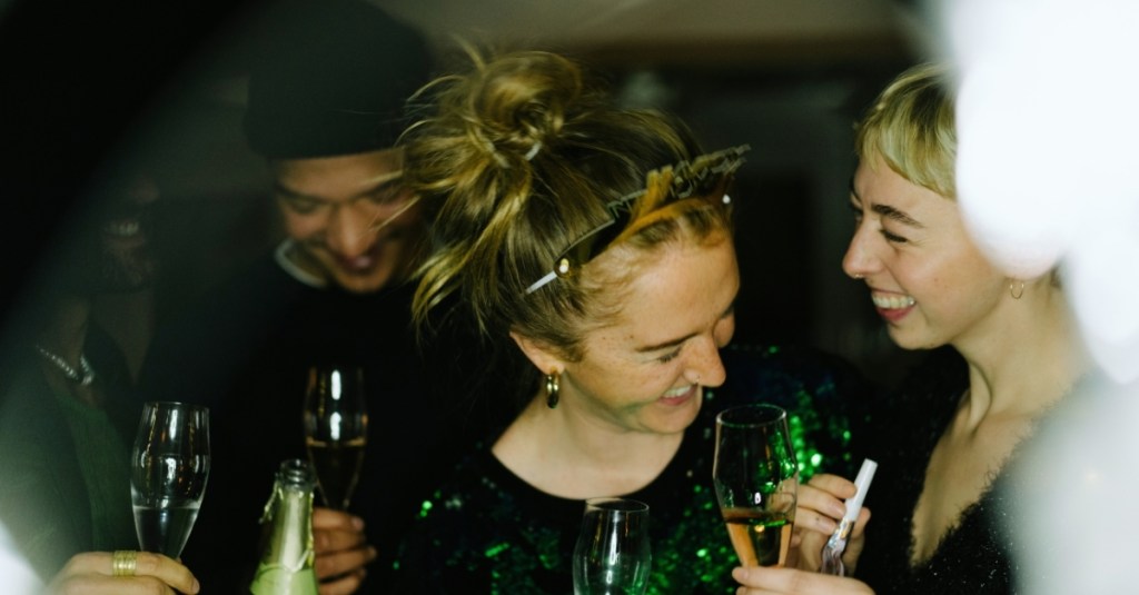 7 New Year’s Eve Date Ideas That Aren’t Just Staring at Fireworks in Silence