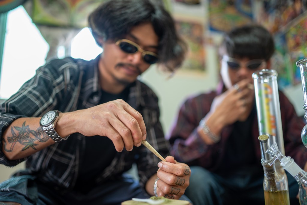 25 Rules for Smoking (and Eating) Weed Without Being a Dick