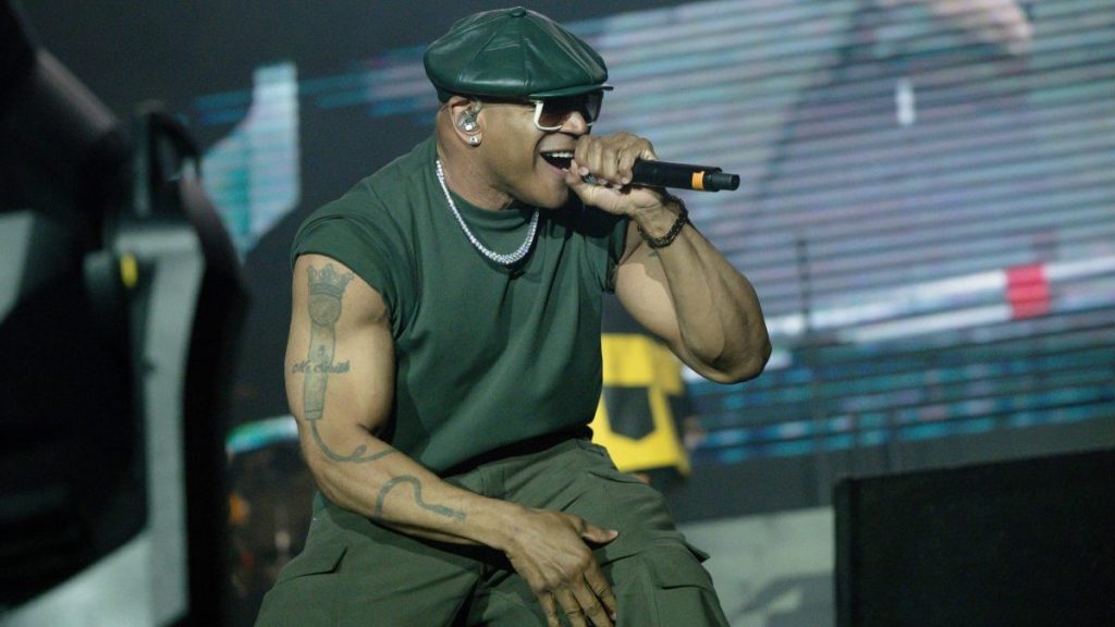 LL Cool J To Headline a Free New Year’s Eve Concert in Philadelphia With DJ Jazzy Jeff